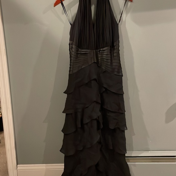 TADASHI Shoji Dress 100% Silk Halter Neckline Open Back size 12 - Picture 1 of 7